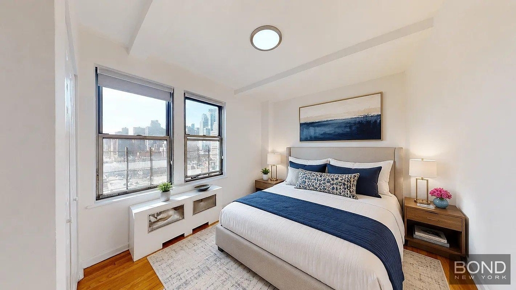 East 38th Street - Photo 10