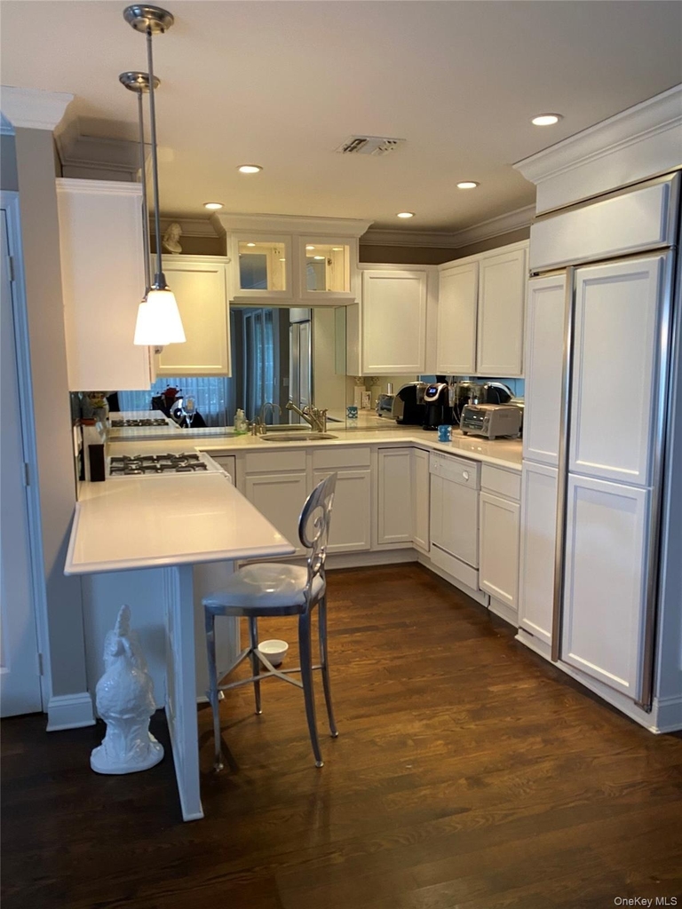 1011 Madeira Boulevard - Photo 6