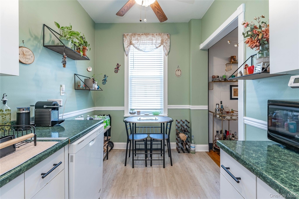 185 Atlantic Ave - Photo 4