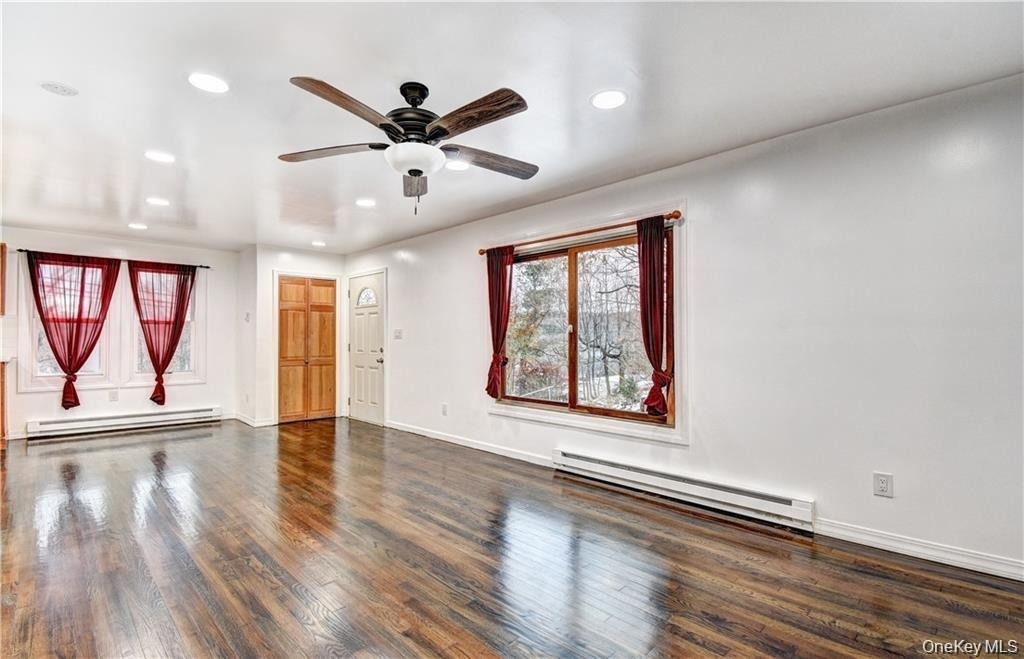 19 Lake Avenue - Photo 5