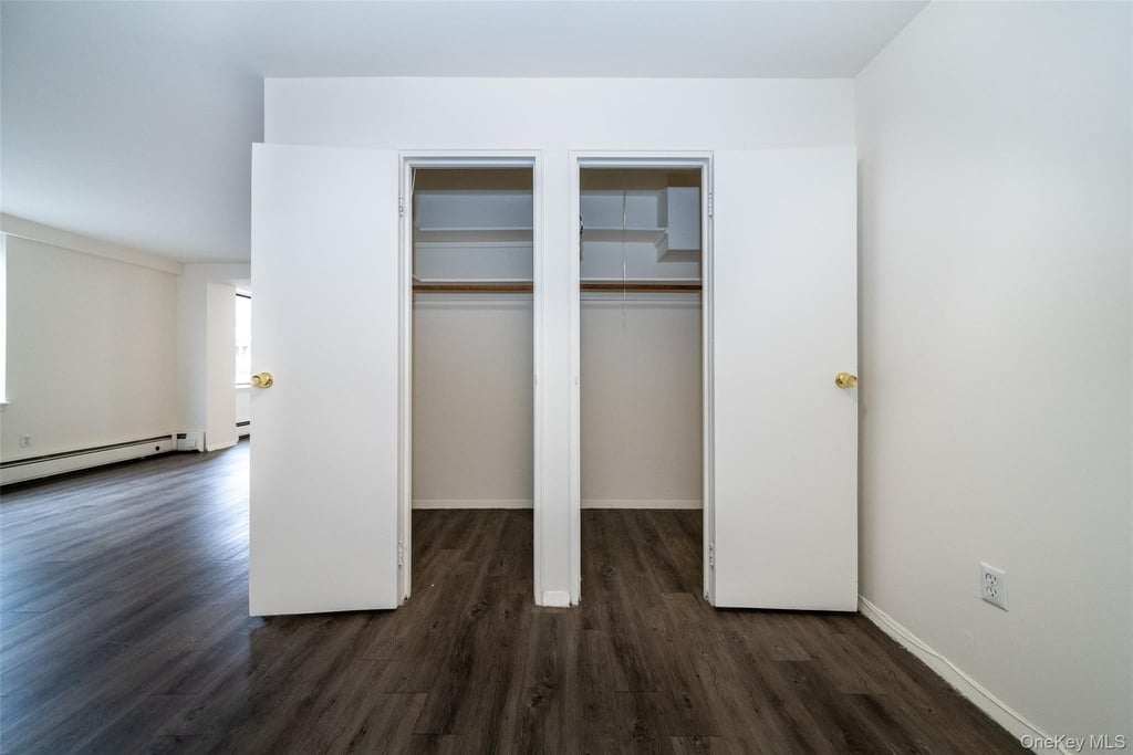 7 Lake Street - Photo 3