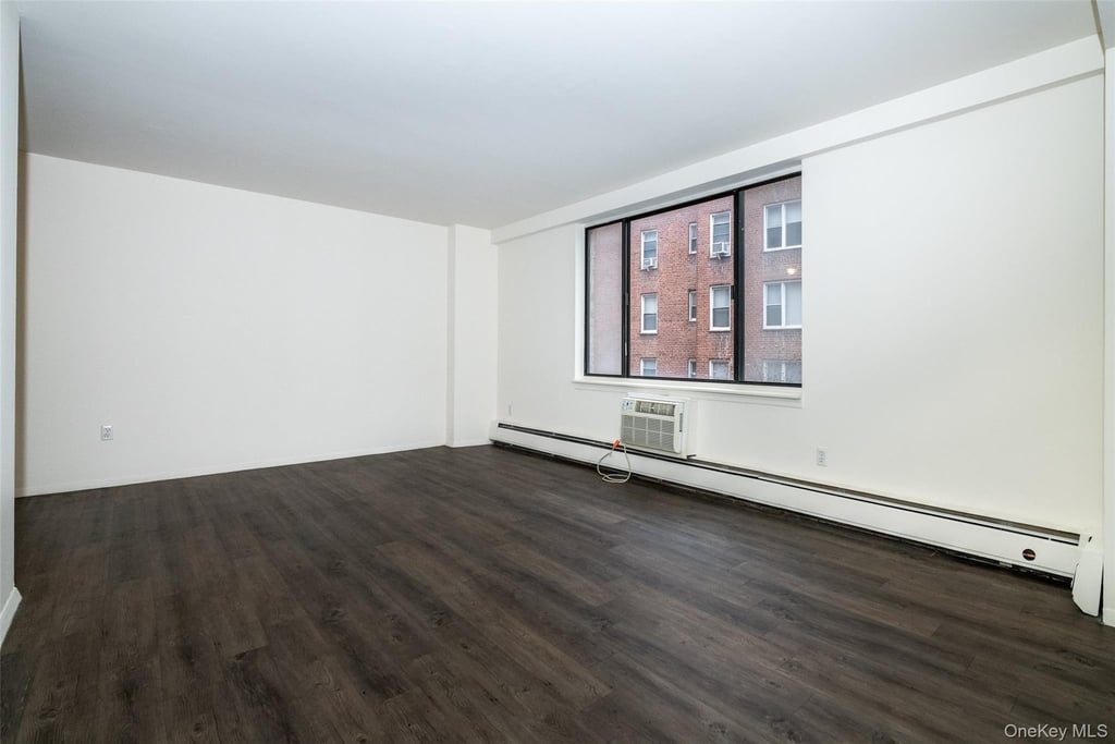 7 Lake Street - Photo 8