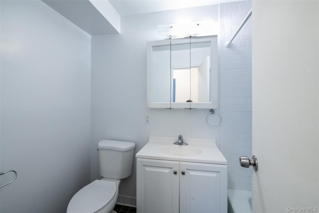7 Lake Street - Photo 14