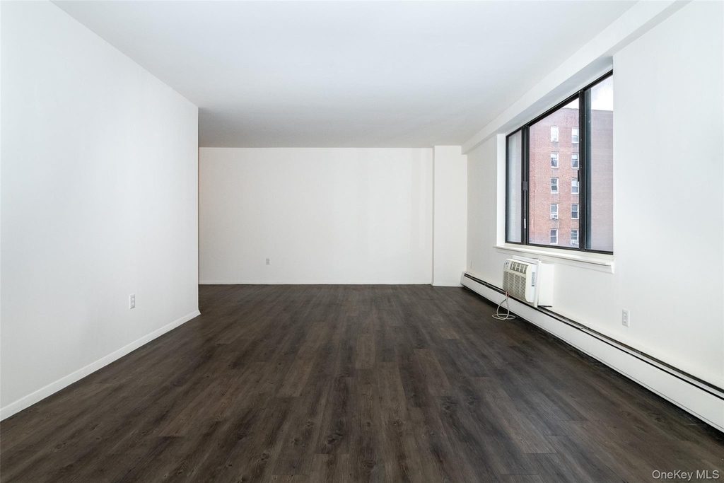 7 Lake Street - Photo 9