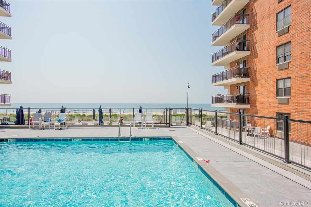 230 W Broadway - Photo 27