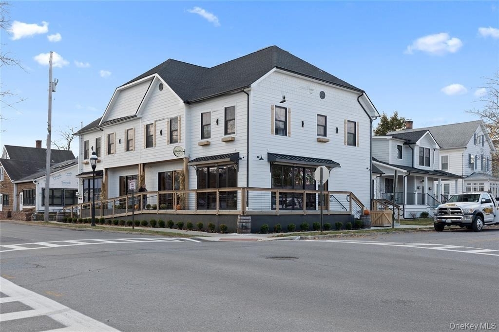 9 Lagrange Avenue - Photo 16