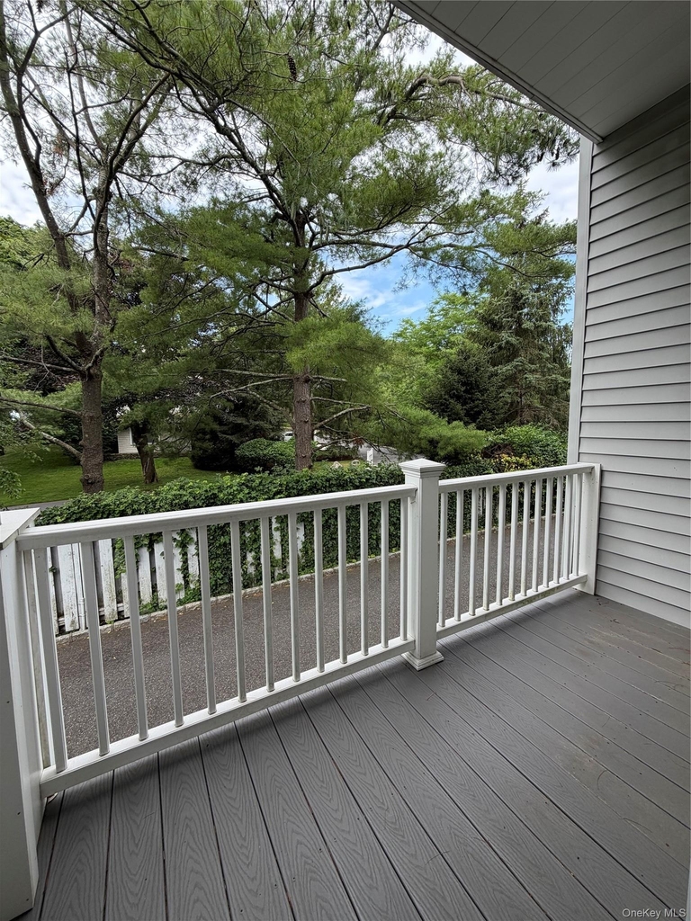 6 Cornell Place - Photo 0