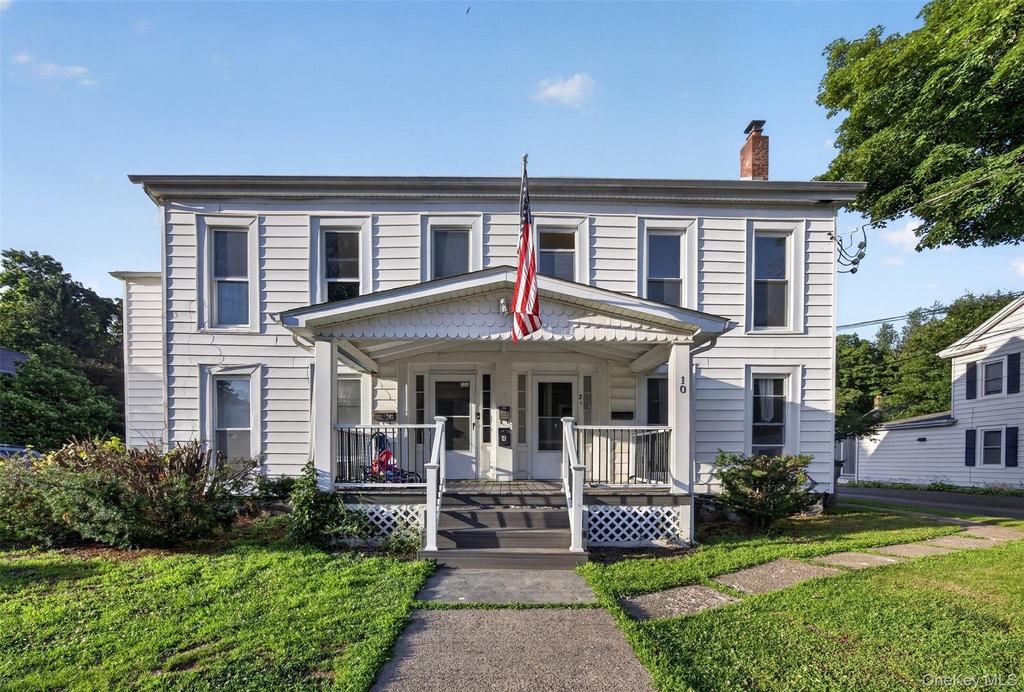 10 Washington Avenue - Photo 1