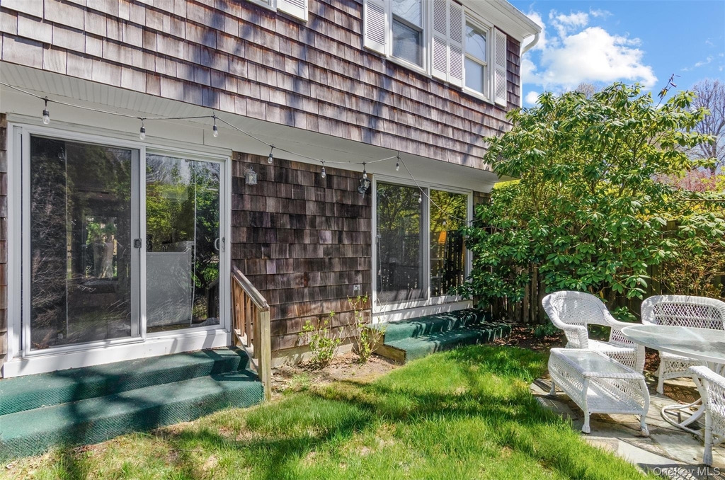 570 Hampton Road - Photo 17