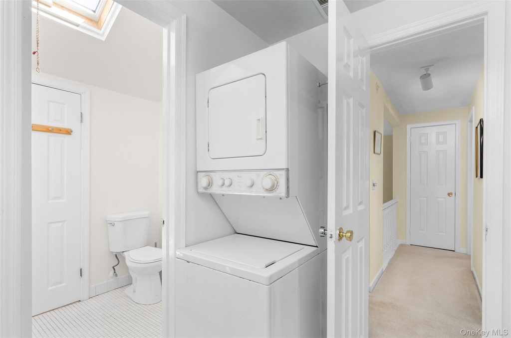570 Hampton Road - Photo 14