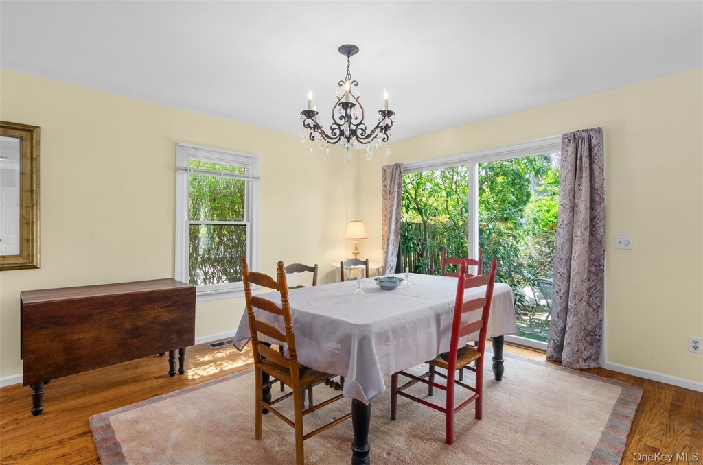 570 Hampton Road - Photo 6