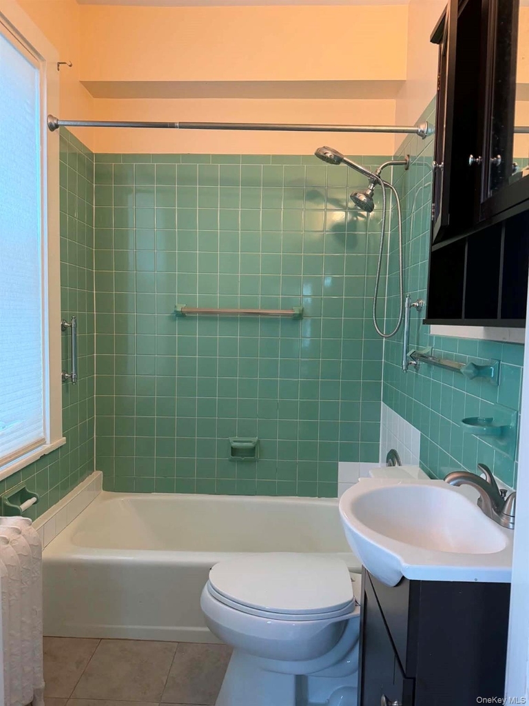 12 Parry Avenue - Photo 3