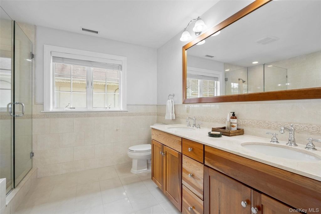 525 Carroll Avenue - Photo 17