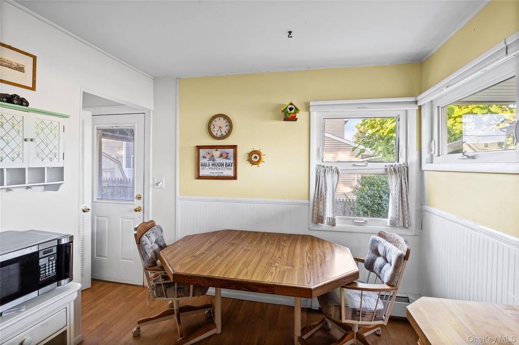 25 Surrey Lane - Photo 17