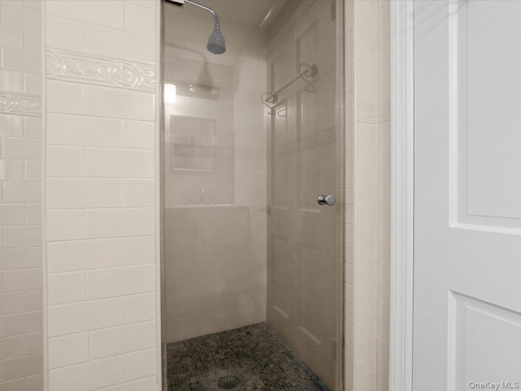 17 Pinewood Road - Photo 21