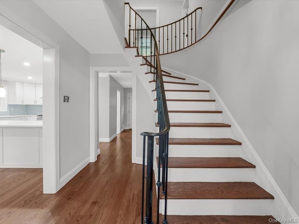 17 Pinewood Road - Photo 3