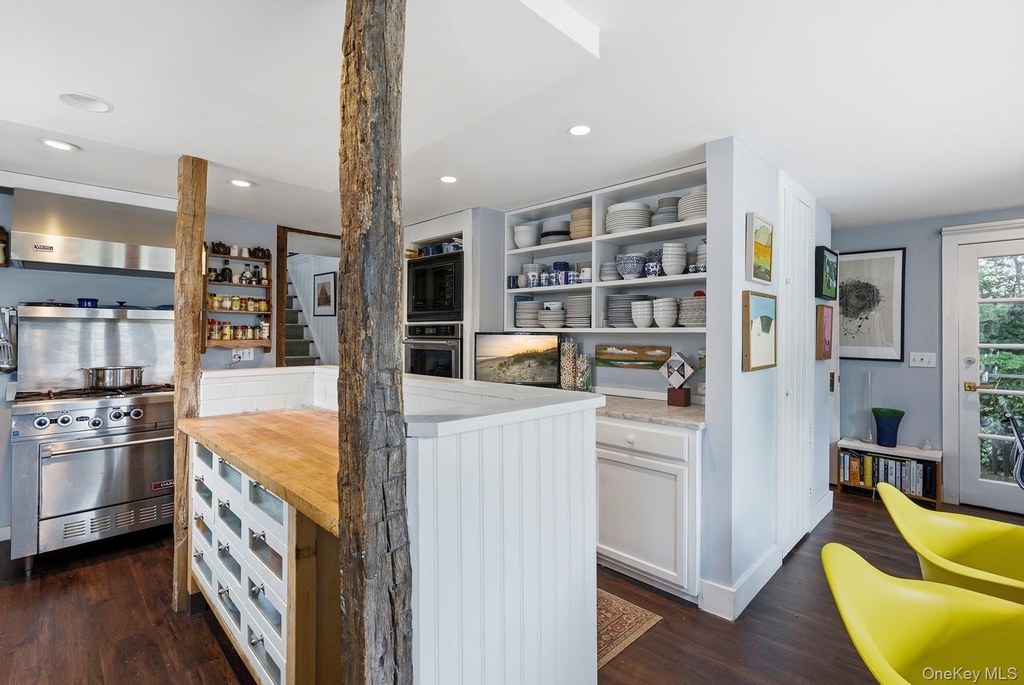 28 Bowden Square - Photo 7