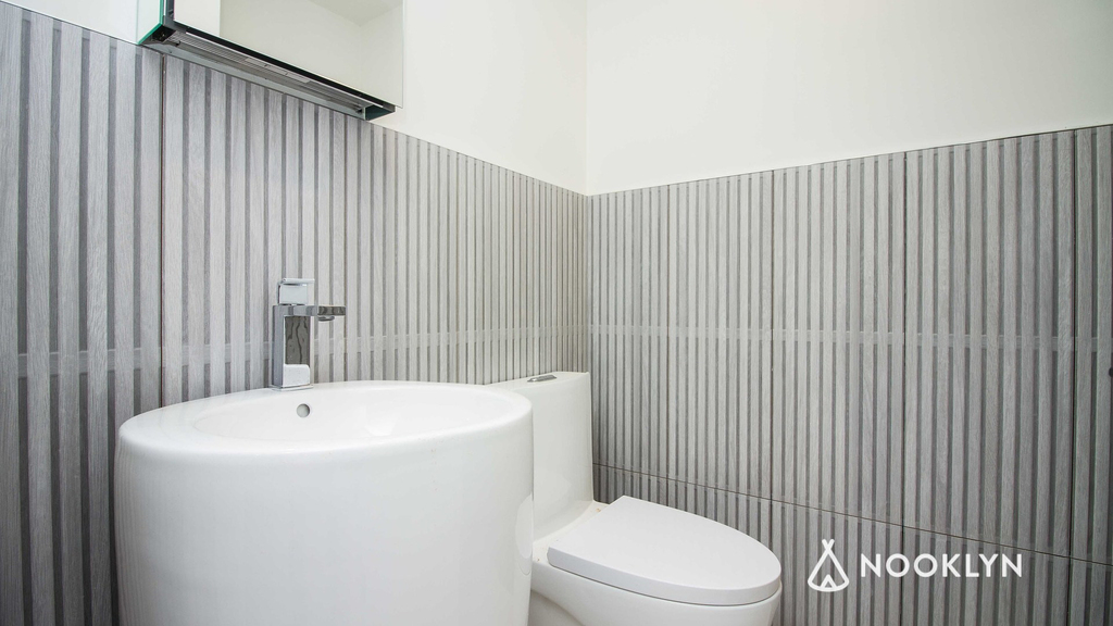 225 Winthrop St 11225 - Photo 11