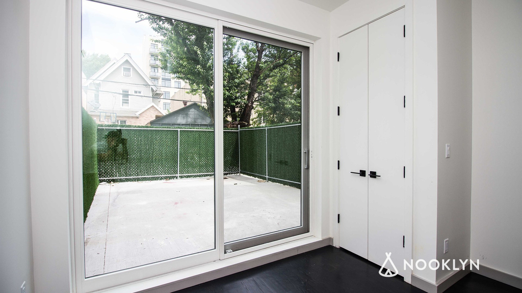 225 Winthrop St 11225 - Photo 8