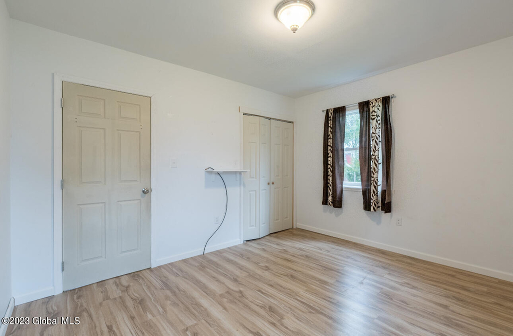 2916 Ford Avenue - Photo 9
