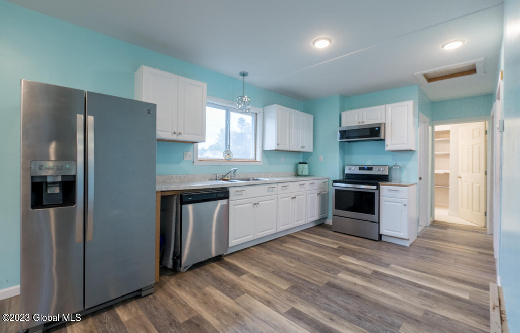 2916 Ford Avenue - Photo 4