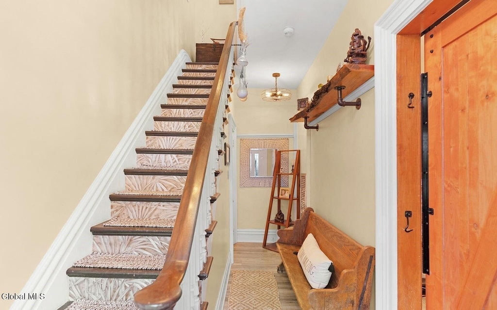 153 Barrett Street - Photo 5