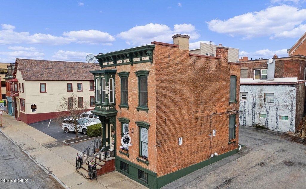 153 Barrett Street - Photo 1