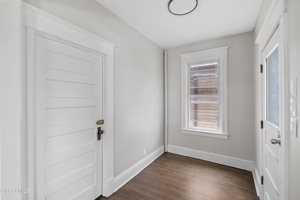 216 Delaware Avenue - Photo 7