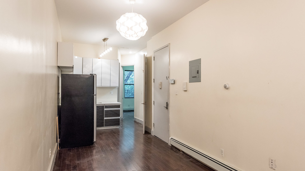 1432 Dekalb Ave 11237 - Photo 9