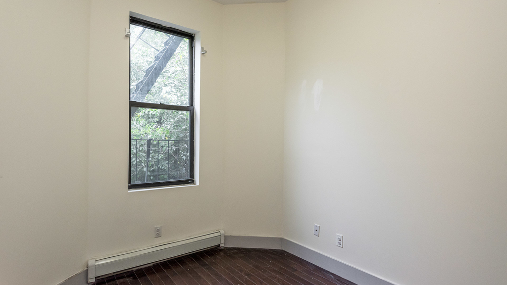 1432 Dekalb Ave 11237 - Photo 4