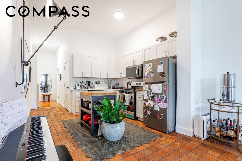 350 Myrtle Avenue - Photo 7