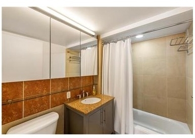 555 W 23rd Street - Photo 4