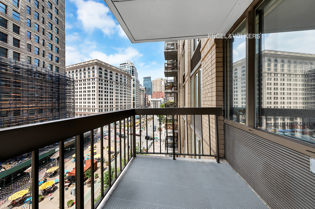 5 E 22nd Street - Photo 2
