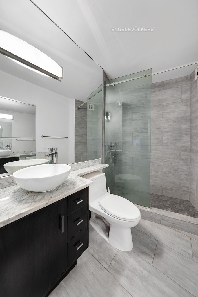 5 E 22nd Street - Photo 6