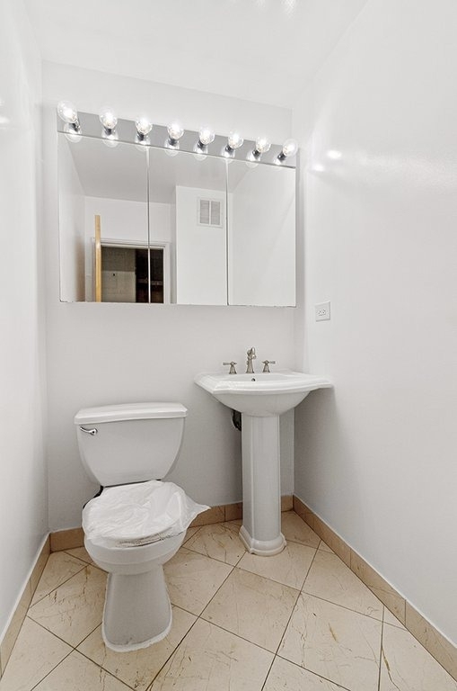 330 E 39th Street - Photo 4