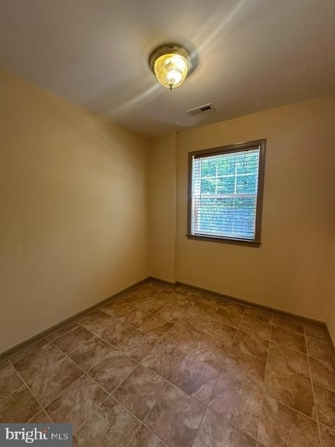 11021 Naples Court - Photo 5