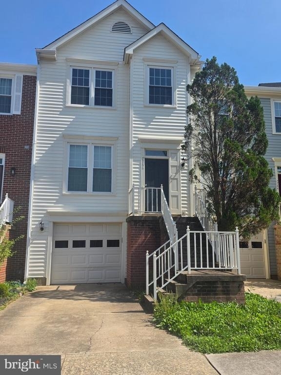 7766 Black Horse Court - Photo 0