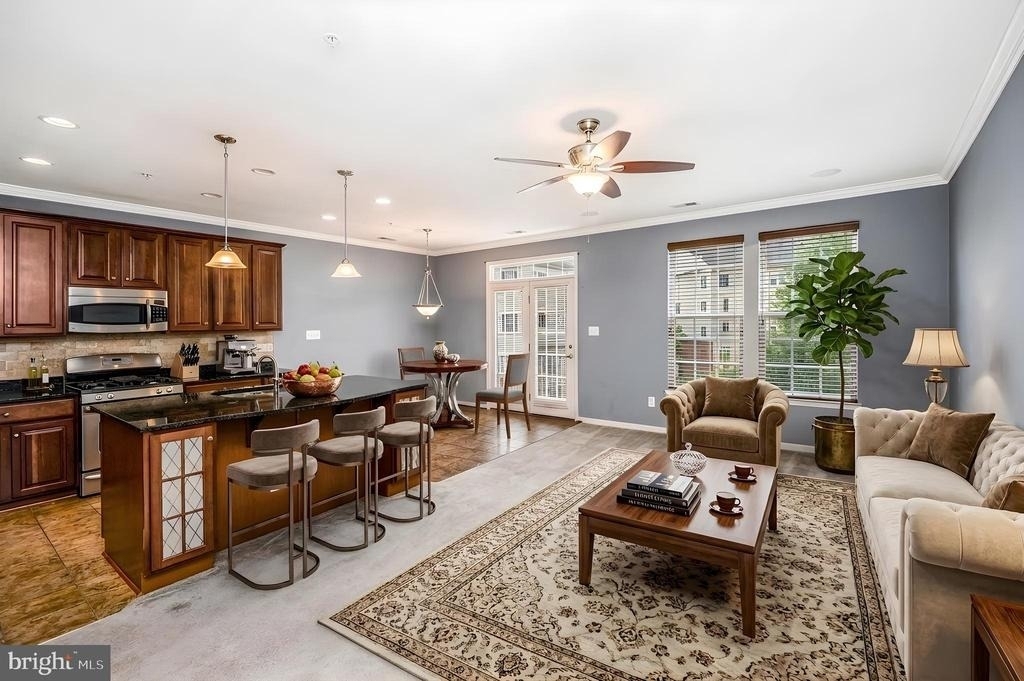 2515 Eastbourne Drive - Photo 14