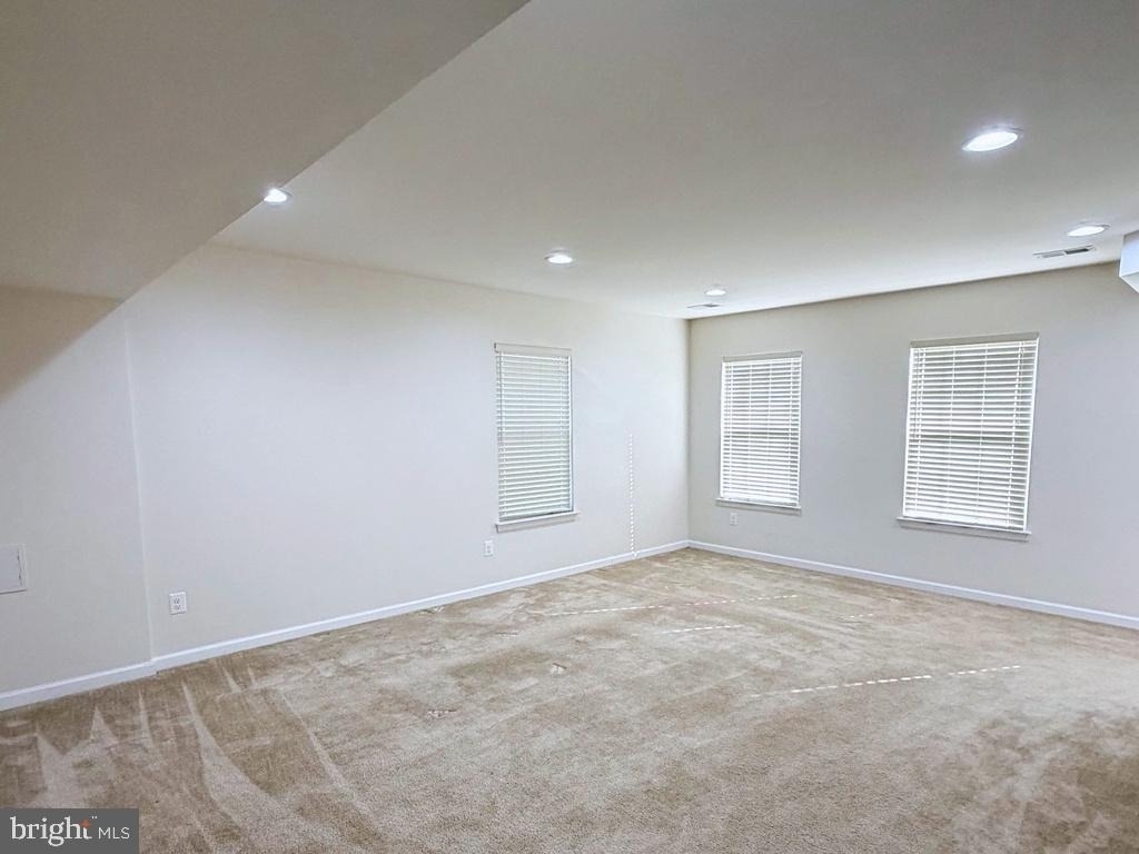 25707 Bishop Grove Terrace - Photo 15