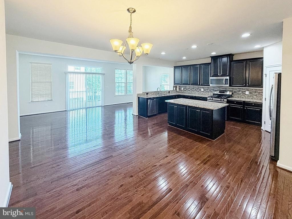 25707 Bishop Grove Terrace - Photo 3