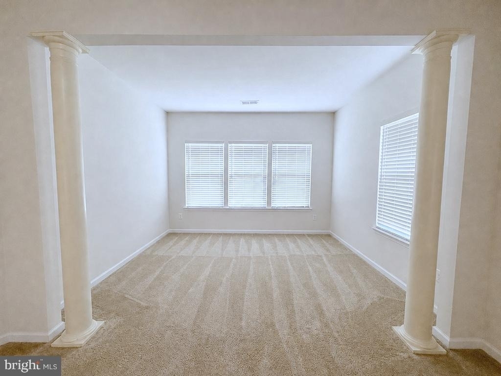 25707 Bishop Grove Terrace - Photo 10