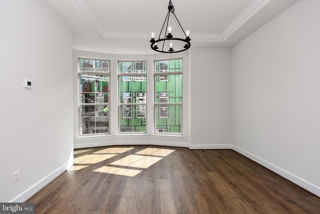 20686 Glenmont Terrace - Photo 10