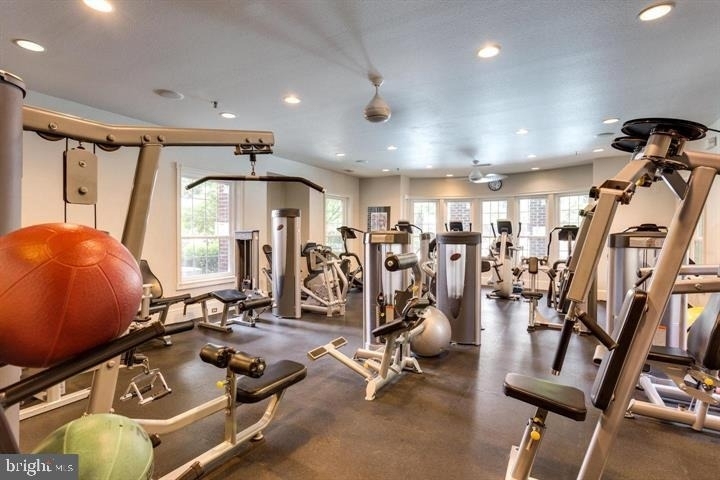1600 Spring Gate Drive - Photo 33