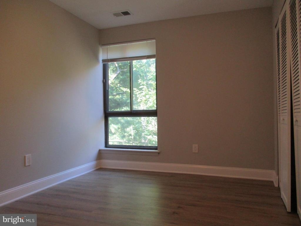 11252 Chestnut Grove Square - Photo 21