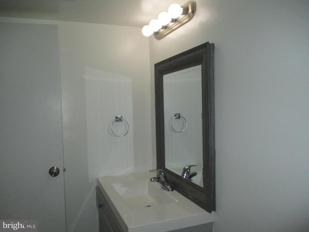 11252 Chestnut Grove Square - Photo 24