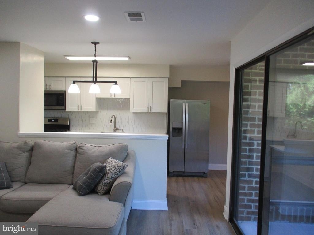 11252 Chestnut Grove Square - Photo 14