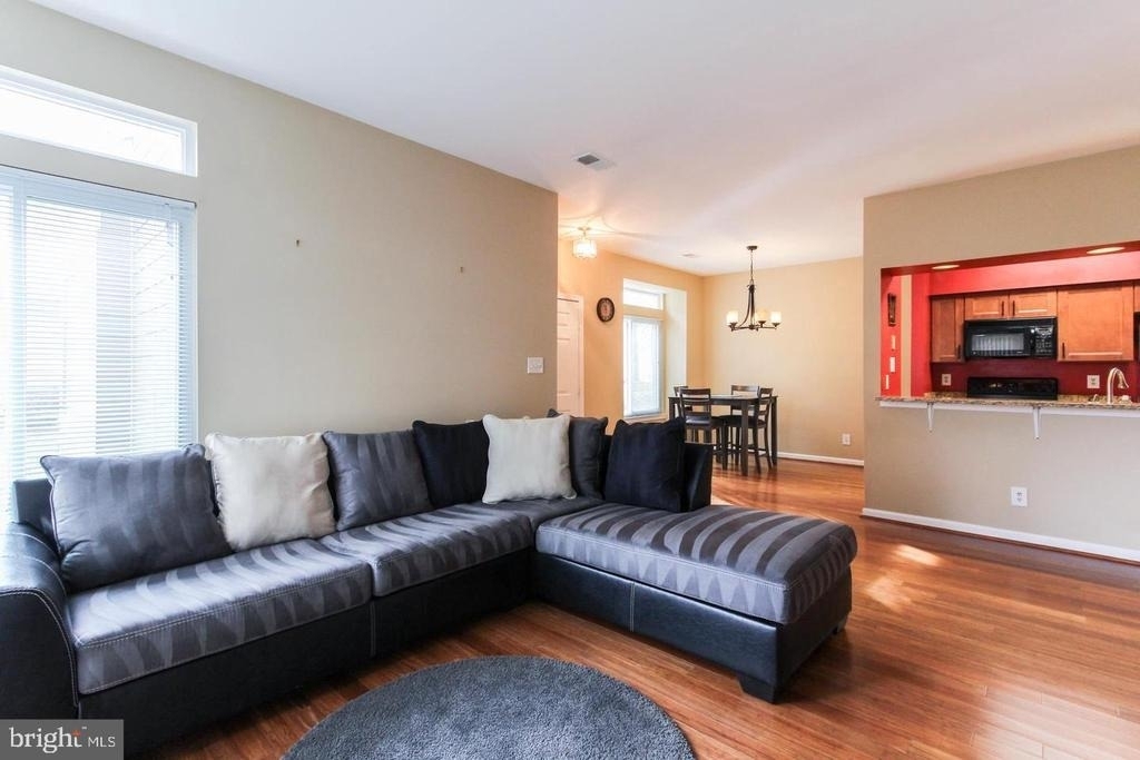 12208 Fort Buffalo Circle - Photo 3