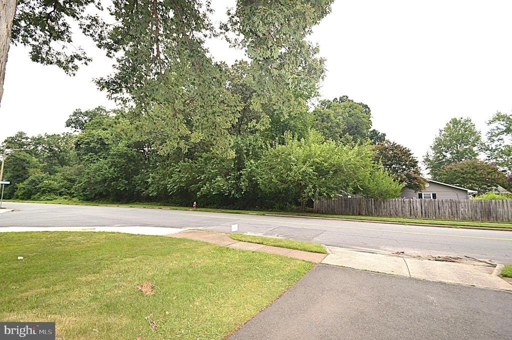 13145 Melville Lane - Photo 45