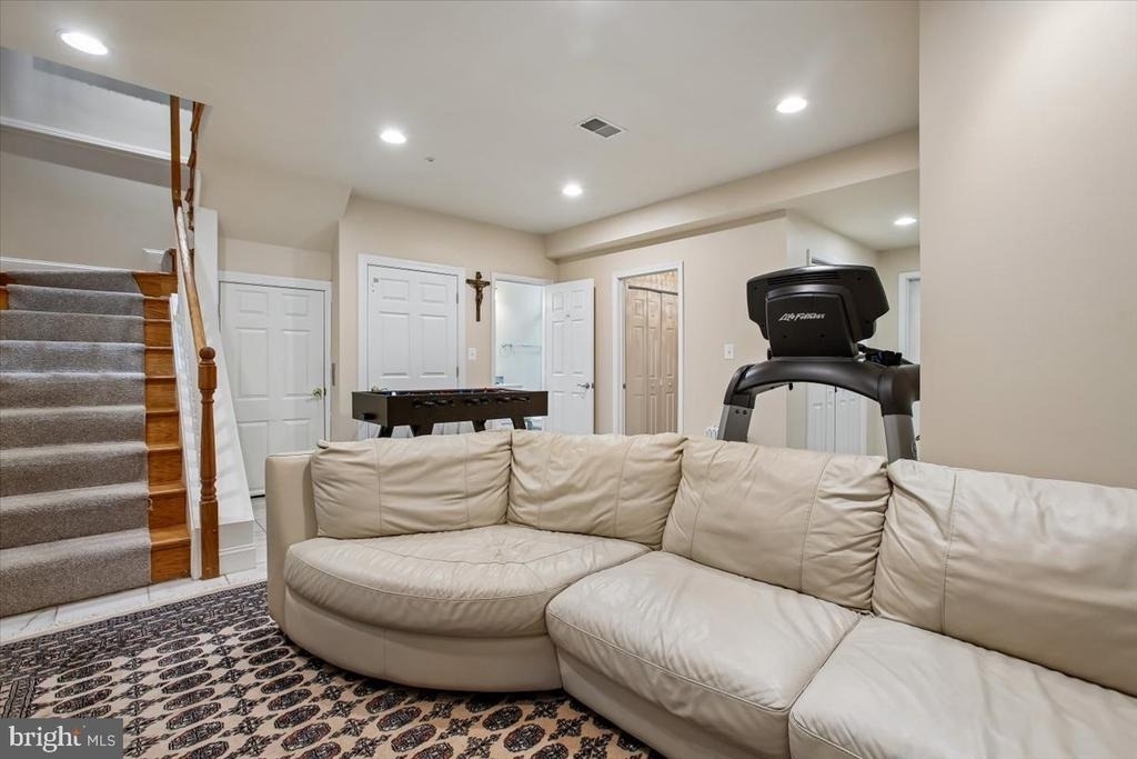 1309 Mclean Crest Court - Photo 40