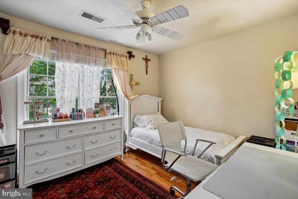 1309 Mclean Crest Court - Photo 26